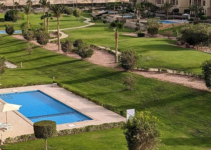 Golf Heights - Sea And Mountain View - Free Wifi - Sheikh Apartment